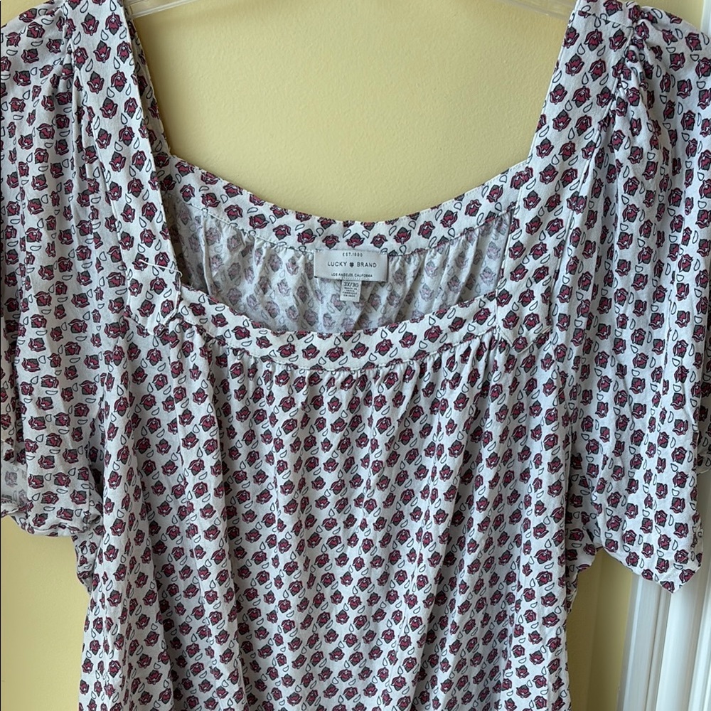 NWOT Lucky Brand off white  floral top 3X